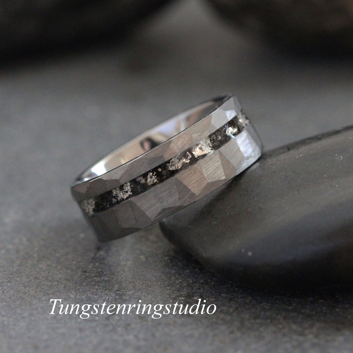 Hammer Silver Leaf Meteorite Tungsten Ring, Wedding Silver Foil Meteorite Ring 8mm band Silver grey tungsten Ring Men Wedding Rings Accent